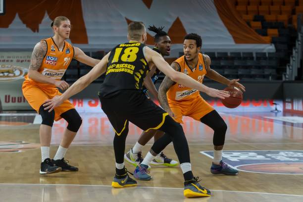 它让球迷们 它让球迷们